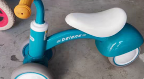 贝恩施儿童自行车平衡车新旧如图 贝恩施平衡...