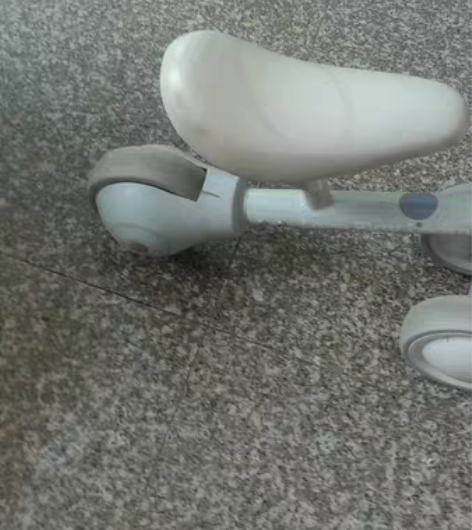 Hape儿童滑行车宝宝小平衡车低龄幼儿训练...