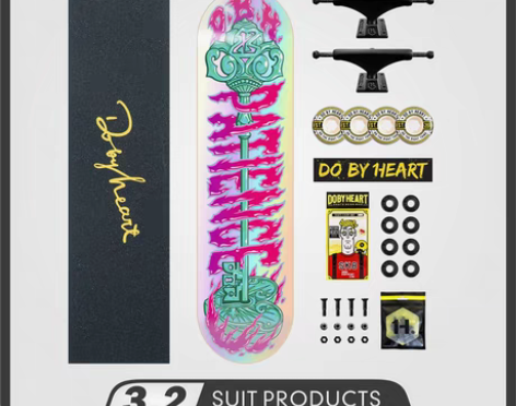 转卖自用全新 DBH专业滑板沸点四轮组装滑...