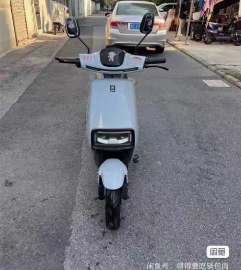 转！二手新国标9成新电动车，带黄牌，车子好...