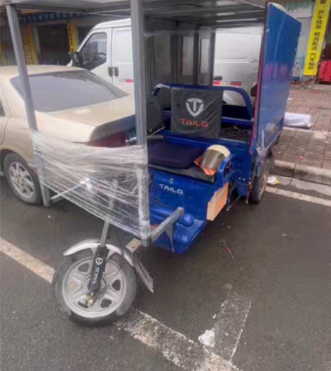 出1.5米台铃快递三轮电动车，空车出，无电...