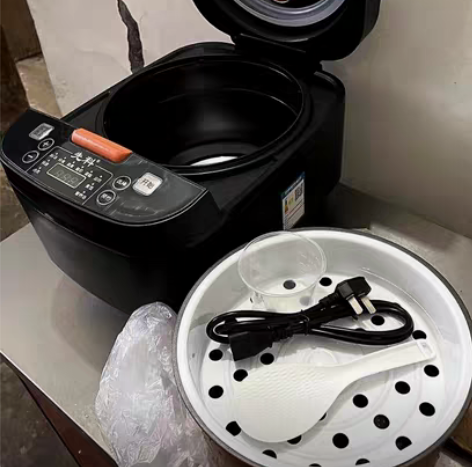 包邮实体店倒闭电饭煲半价处理 先科智能蒸煮...