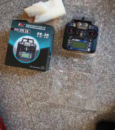 包邮富斯i6遥控全新的，带接收器！需要联系...