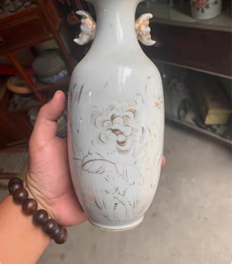民国花瓶 江西出厂 感兴趣的话点“我想要”...
