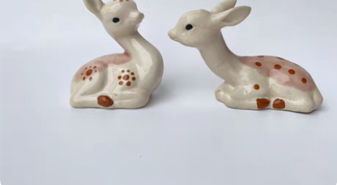 石湾陶梅花鹿一对,六十年代石湾美陶厂出品,...