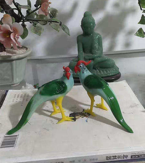 老北京料器厂琉璃鹦鹉有喜欢的请留言 感兴趣...