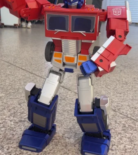 包邮乐森擎天柱变形机器人 语音控制 蓝牙控...