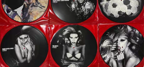 lady gaga  born this ...