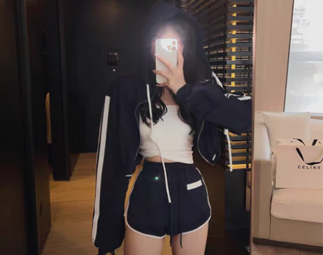 转卖IN MIMIFACE 辣妹纯欲风运动...