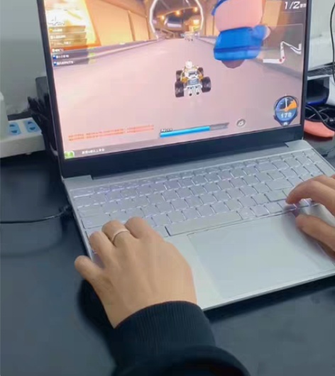 包邮【急售】全新i7处理器笔记本电脑/英特...