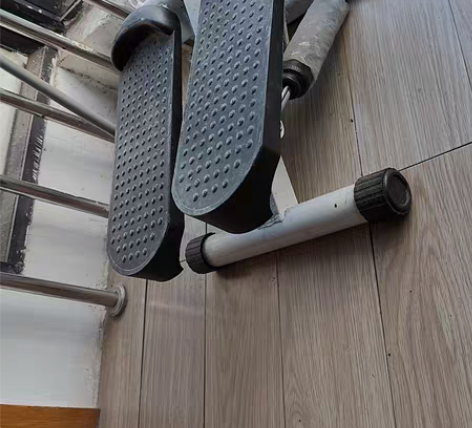 踏步机女家用静音减肥神器原地登山脚踏机运动...