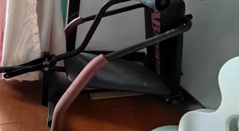 多功能仰卧起坐板健身器材，家用收腹卷腹机锻...