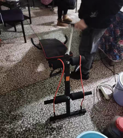 仰卧起坐健身器材 感兴趣的话点“我想要”和...