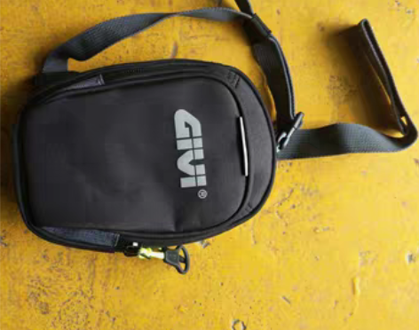 转卖正品清仓赔钱出货，GIVI时尚骑士机车...