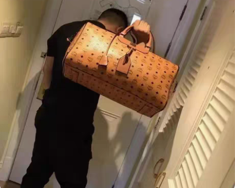 包邮M西M旅行包行李包健身包！配双肩带可单...