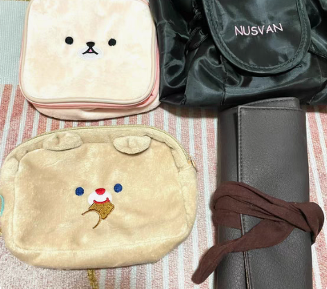 4个包邮！化妆包收纳包可爱化妆刷包毛绒超火...