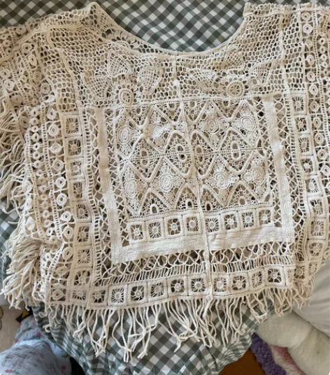 民族风罩衫，大理旅游买的，全新 感兴趣的话...