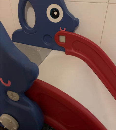 室内儿童滑滑梯家用，九九新，不带爬梯，需搭...