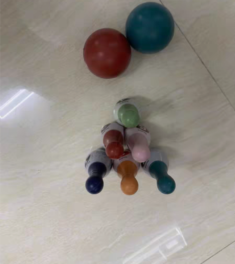 包邮保龄球，别人送的，小孩不喜欢玩。 感兴...