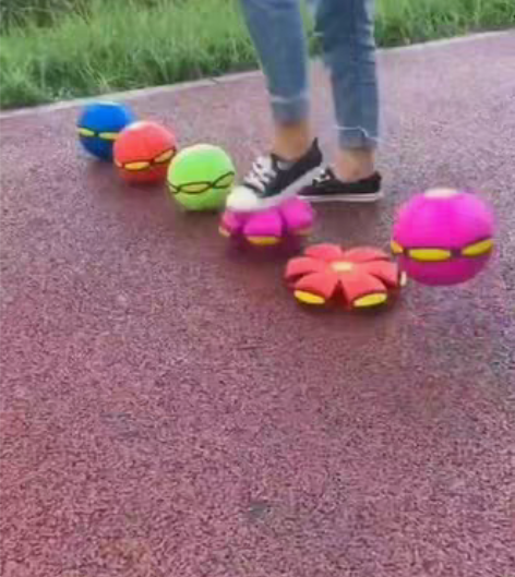 包邮全新儿童玩具飞碟球解压脚踩球抖音爆款户...