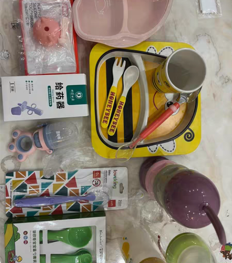 餐盘 咬咬乐 牙刷头 米粉携带罐 贝亲奶瓶...
