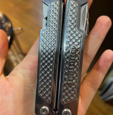 谢菲德多功能钳子 全新￥1001人想要