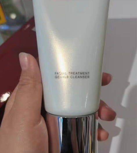 SK洁面 感兴趣的话点“我想要”和我私聊吧...