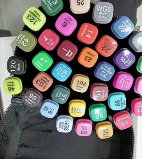 包邮彩色马克笔水彩笔全套80色马克笔双头美...