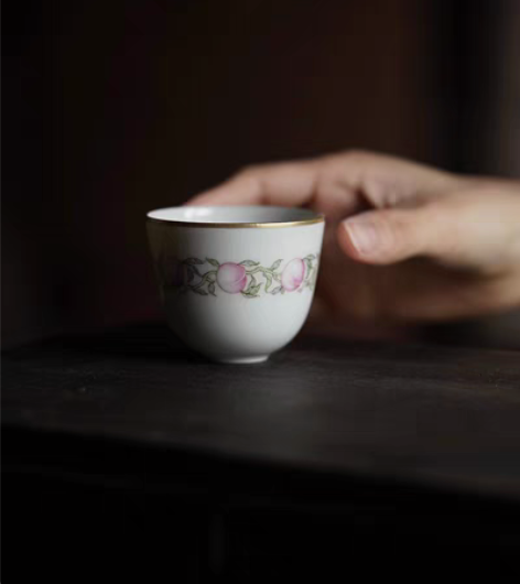 包邮赋山堂   粉古桃纹团彩杯 赋山堂主人...