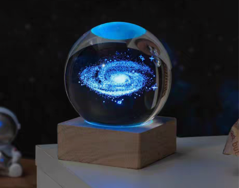 包邮宇宙小夜灯摆件水晶球装饰品高级感 感兴...