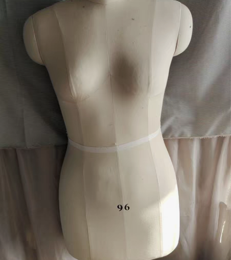 转卖添工裁剪人台模特半身人台立裁打板设计服...