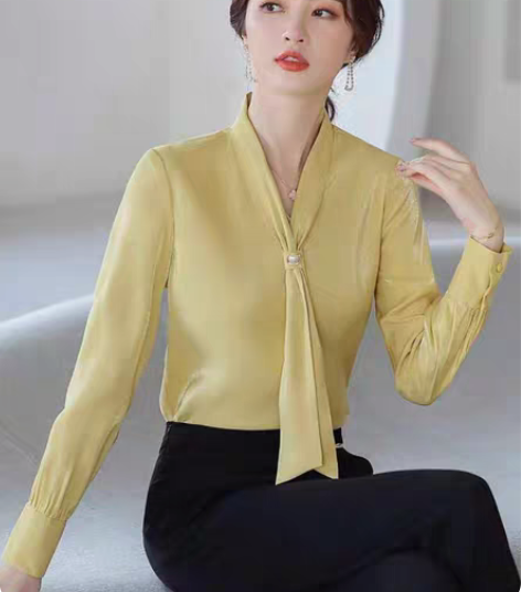 同款服装纸样出售。各种服装定制，电脑打版。...