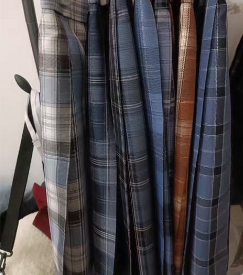 包邮淡坑出物 m，l码都有，穿过几次，93...