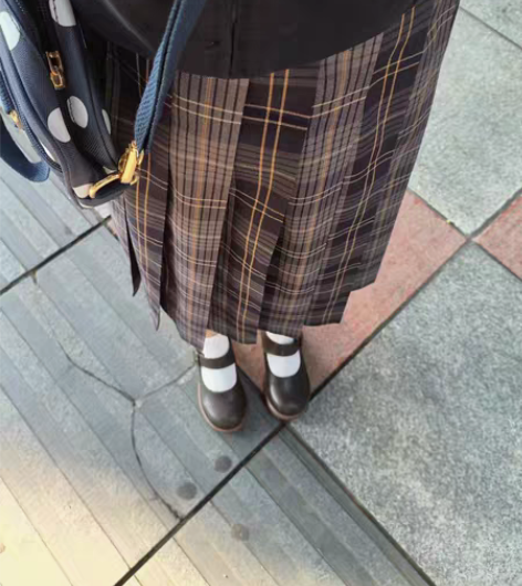 包邮（长款格裙）通知出物贴 家里目前还有很...