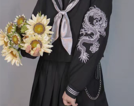 转卖【大码jk退坑出物】冶田团治 银色龙纹...