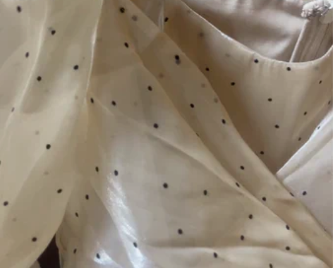 杏色鎏光纱泡泡袖薄款大摆裙修身小个子修身连...