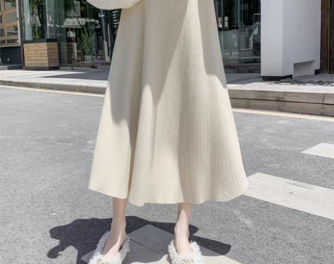 转卖【狂欢价】中长款针织半身裙女高腰显瘦a...