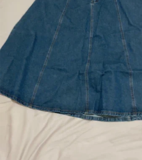 包邮复古蓝高腰牛仔大摆裙，99新，100%...