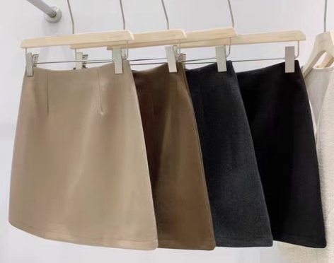 转卖经典百搭款 简约高腰毛呢裙女A字裙包臀...