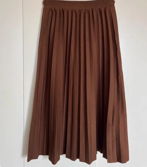 包邮全新，咖啡色百褶裙，长裙，春秋冬可穿，...