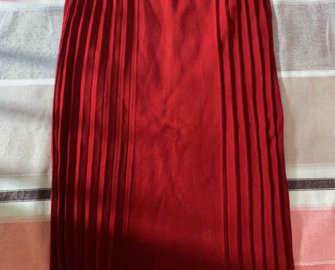 转卖秋冬季新款弹力修身毛线百褶裙针织长裙铅...