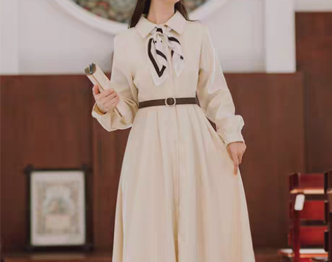 转卖全新 衬衫连衣裙女装早秋季2022年新...