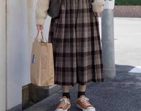 转卖日系毛呢半身裙女中长款秋冬季文艺复古呢...