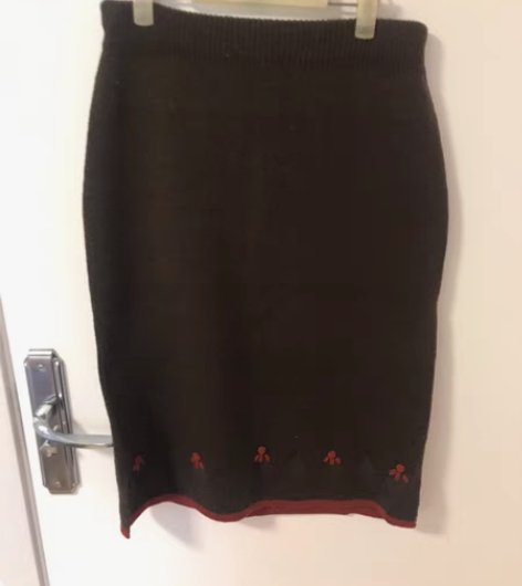 包邮针织裙 这款半身裙，针织的，绿色的，家...