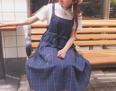 转卖甜美可爱中长裙宽松腰显瘦夏季学院风百搭...