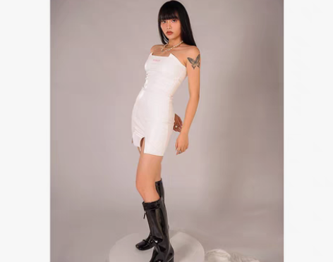 转卖NOLA NEVER女装性感后背拉链气...