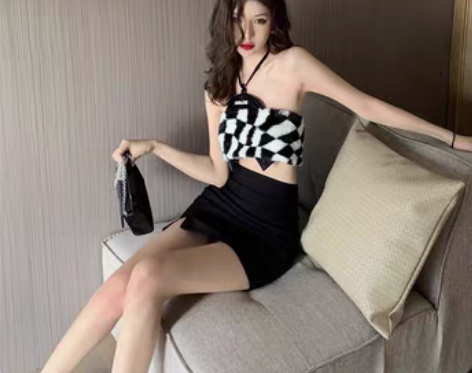 转卖KING潮社国潮黑色弹力包臀裙显瘦性感...