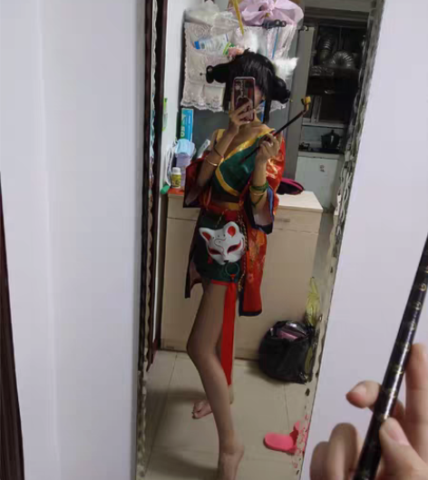 包邮《出租》宝青坊主cos大全套 漫路人大...