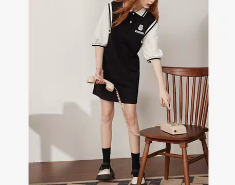 转卖库恩玛维Polo领连衣裙女夏2022年...