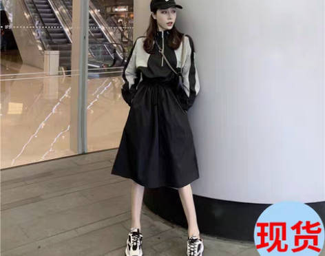 转卖2020秋装新款气质女神范设计感拉链撞...